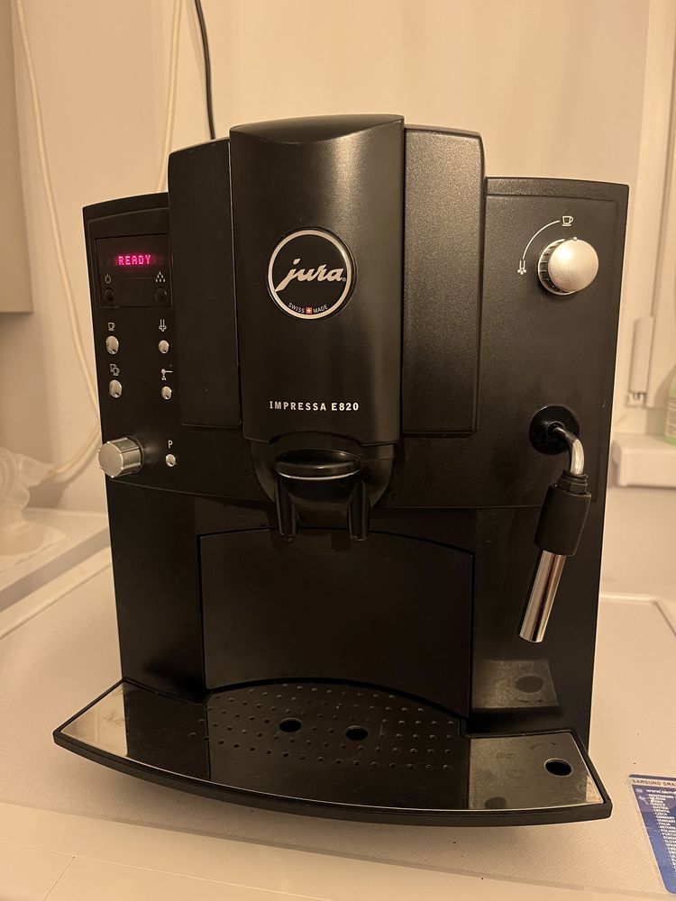 Aparat cafea jura e 820