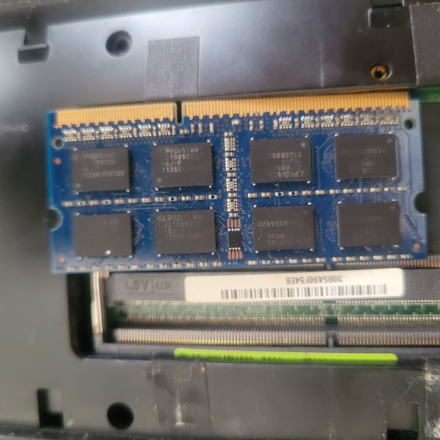 Оперативная память ELPIDA 4GB DDR3 для ноутбука