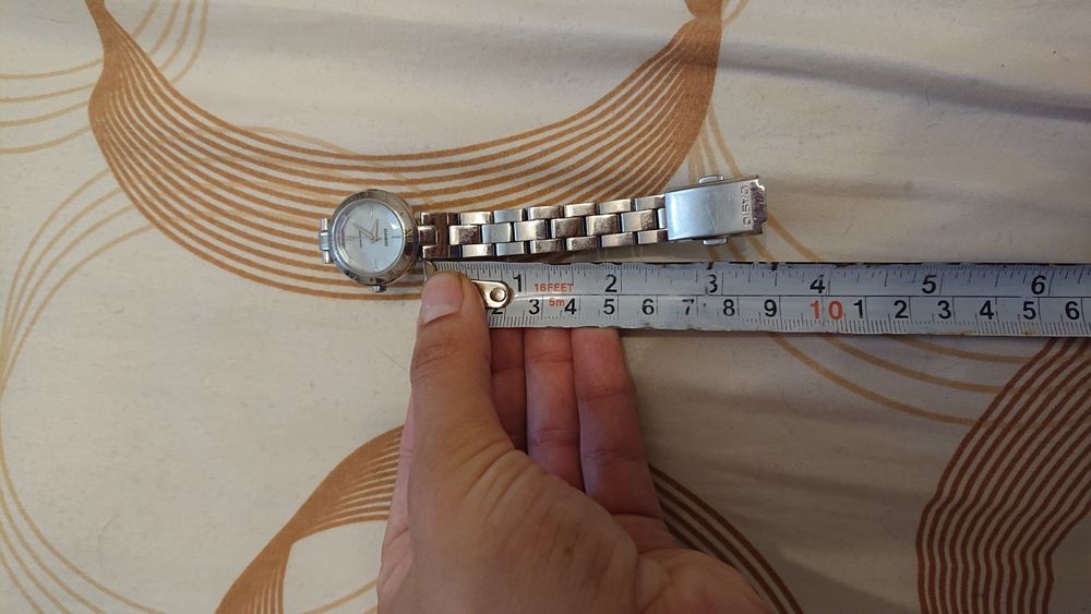 Ceas dama Casio,model finut!