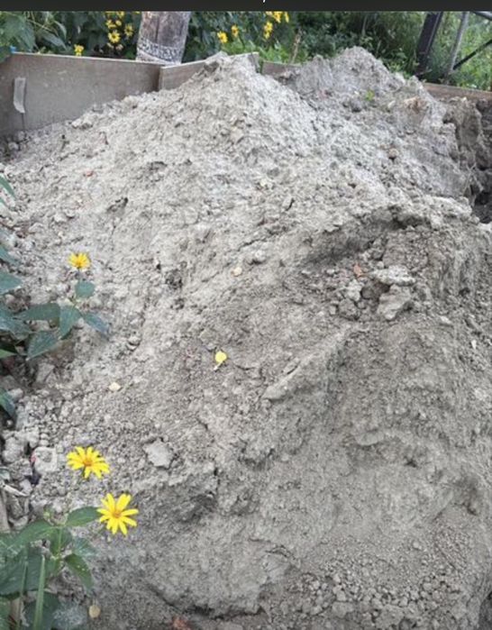 Отдам бесплатно глину для стройки