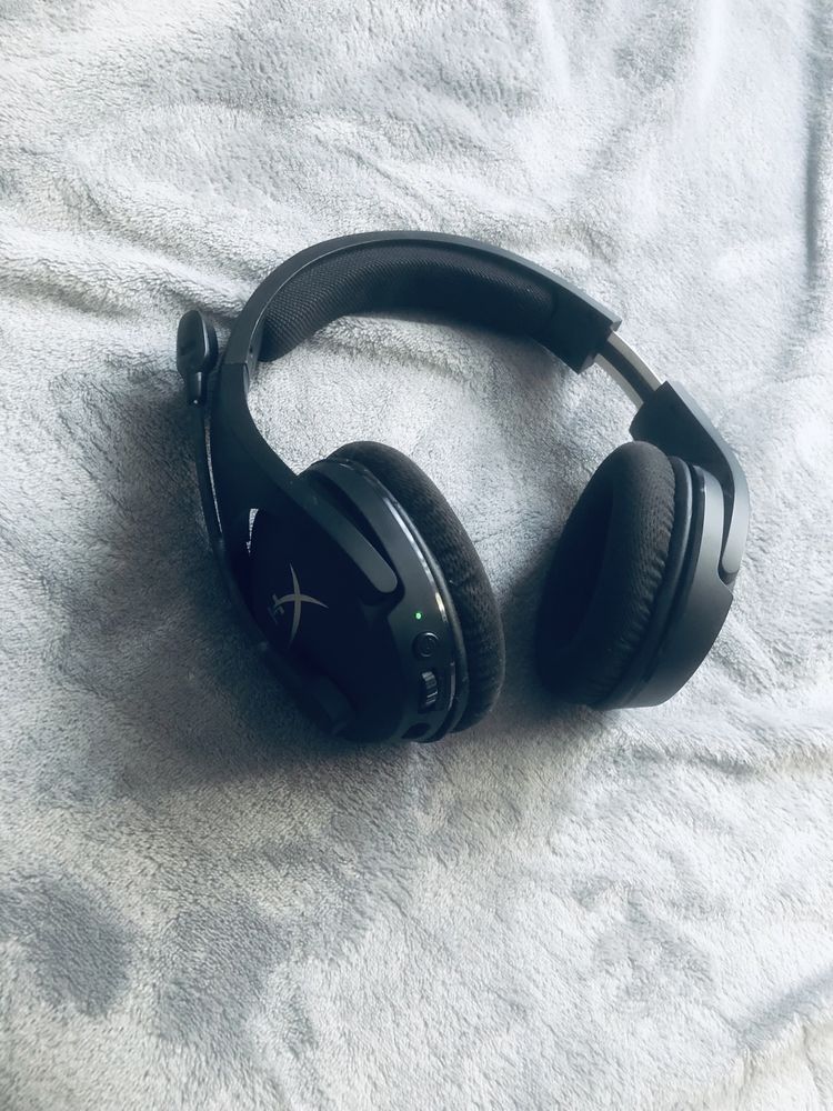Casti Gaming hyper x wireless (jbl,ps5,iphone,gaming)
