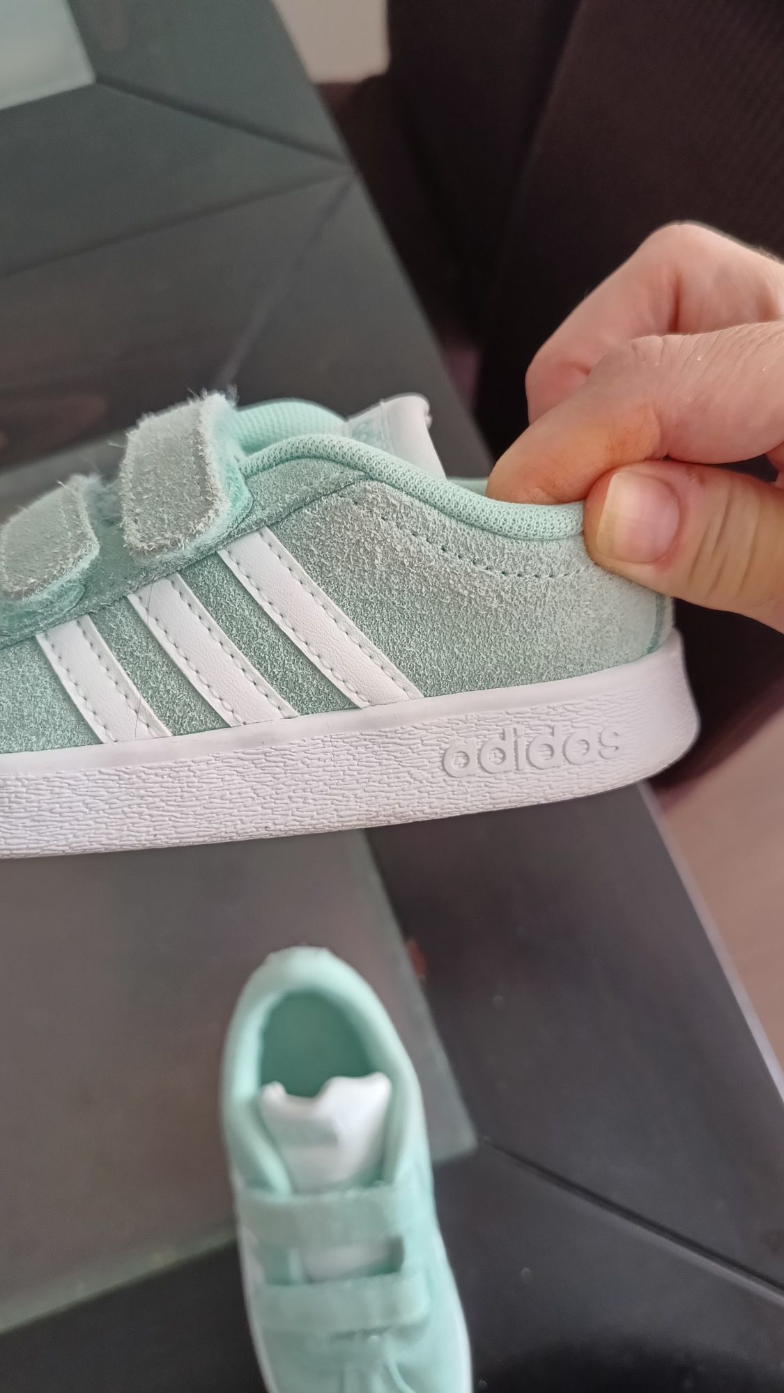 Кецове Adidas 25 1/2 цвят мента