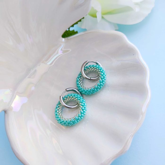 Ръчно изработени обеци халки с висулка от Японски мъниста, Стомана