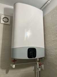 Boiler Electric Ariston Velis Evo 50L - Condiție Impecabilă + Garanție