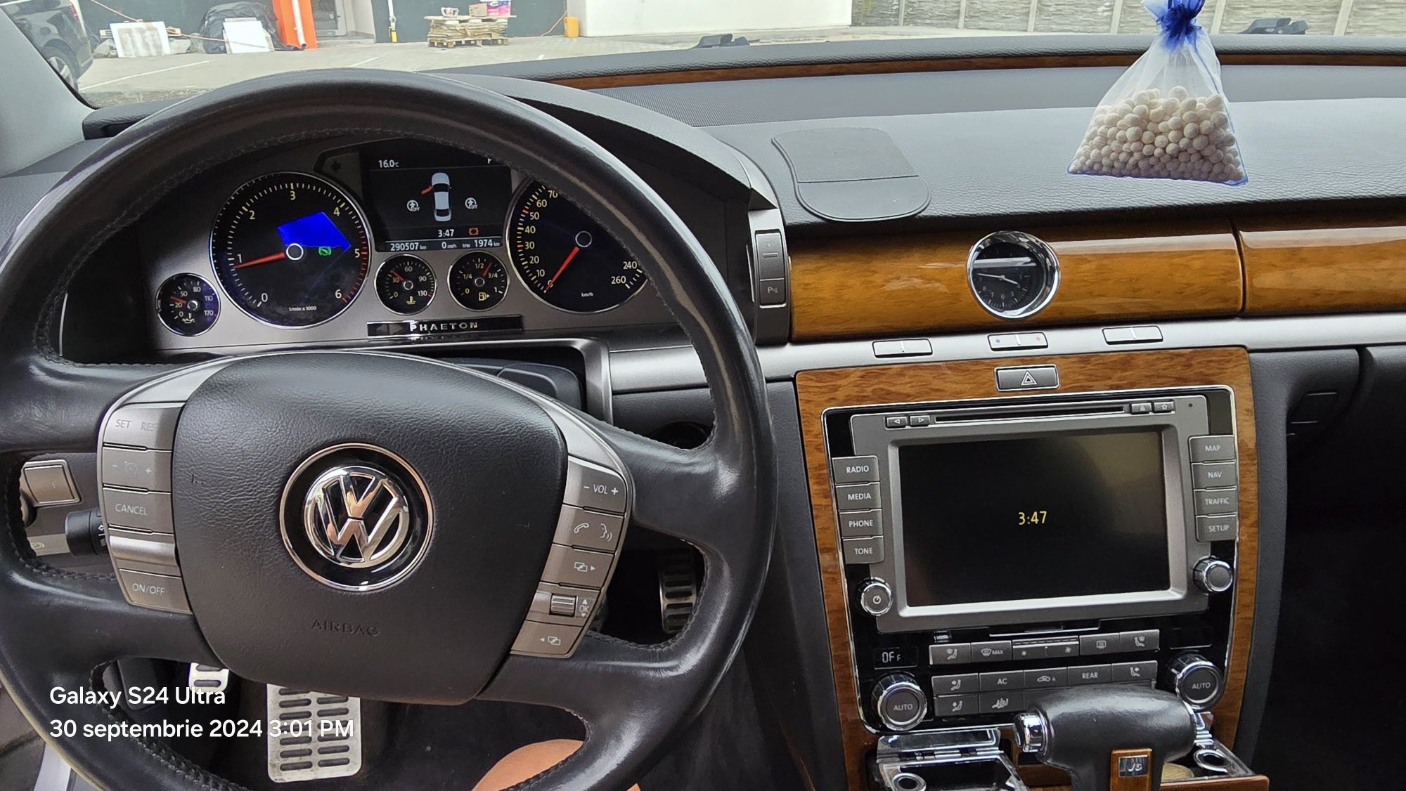 Vând Vw Phaeton 2011