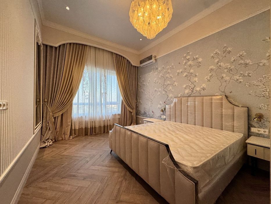 Эксклюзивный Пентхаус в NRG PARK 3/10/10 с дезайнерским ремонтом