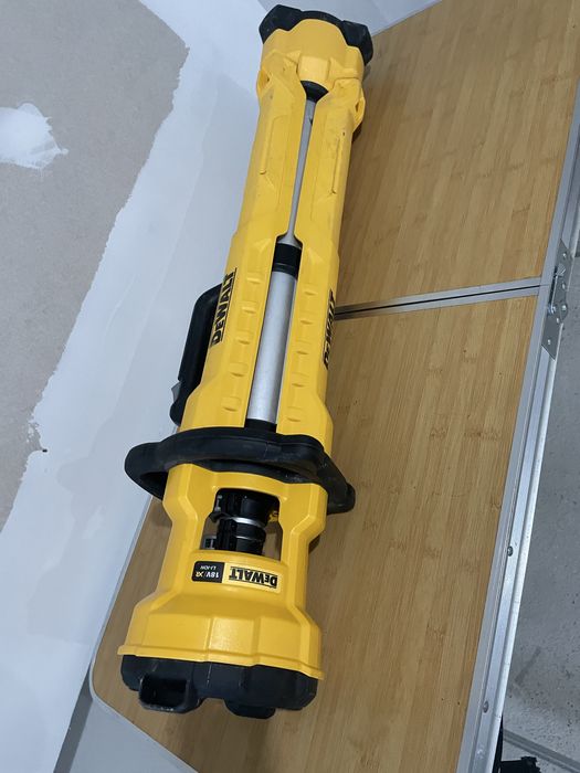Dewalt led 18v impecabil
