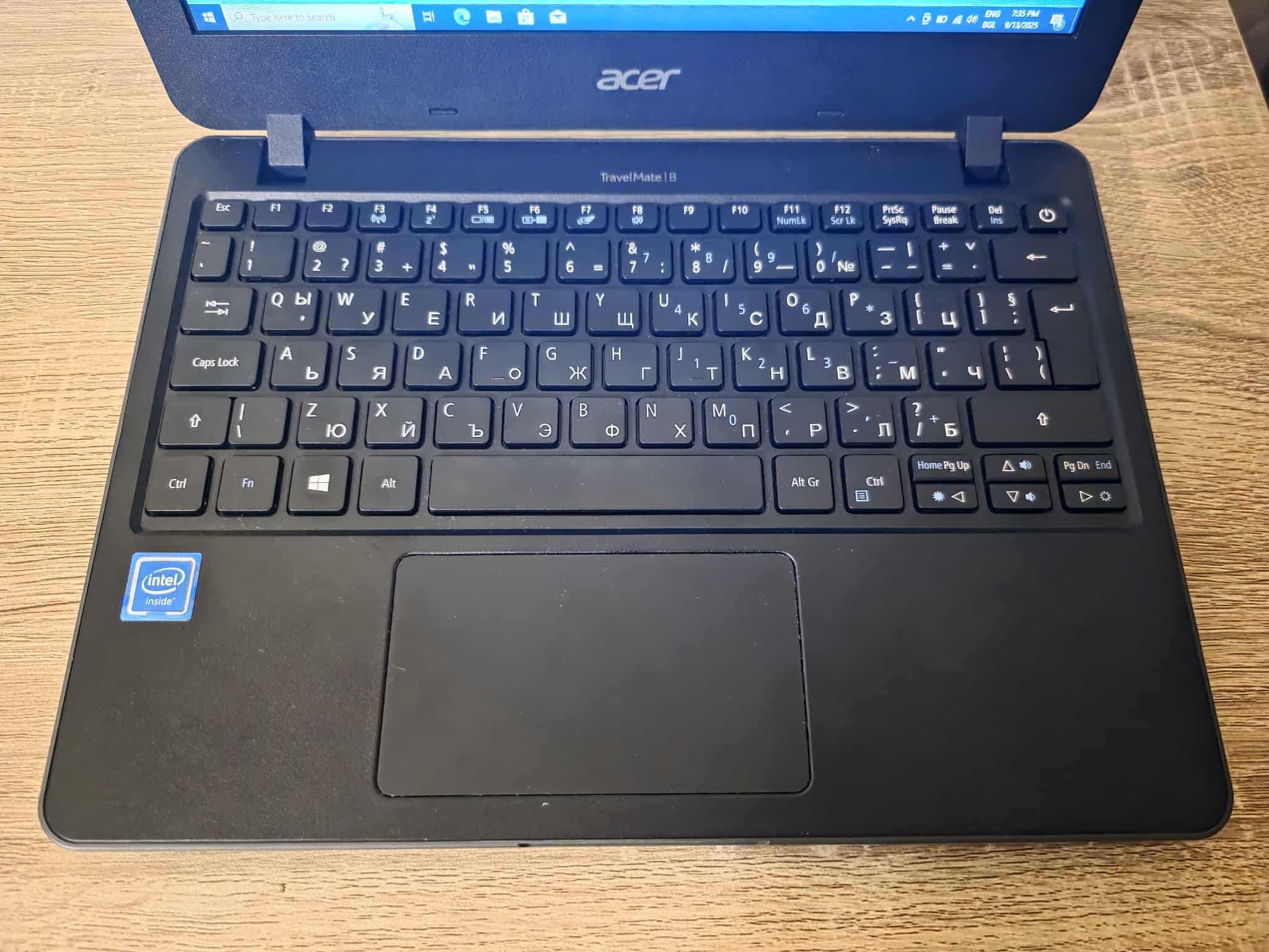 Acer Travelmate B117 11.6-инчов дисплей (HD, 1366×768 резолюция)