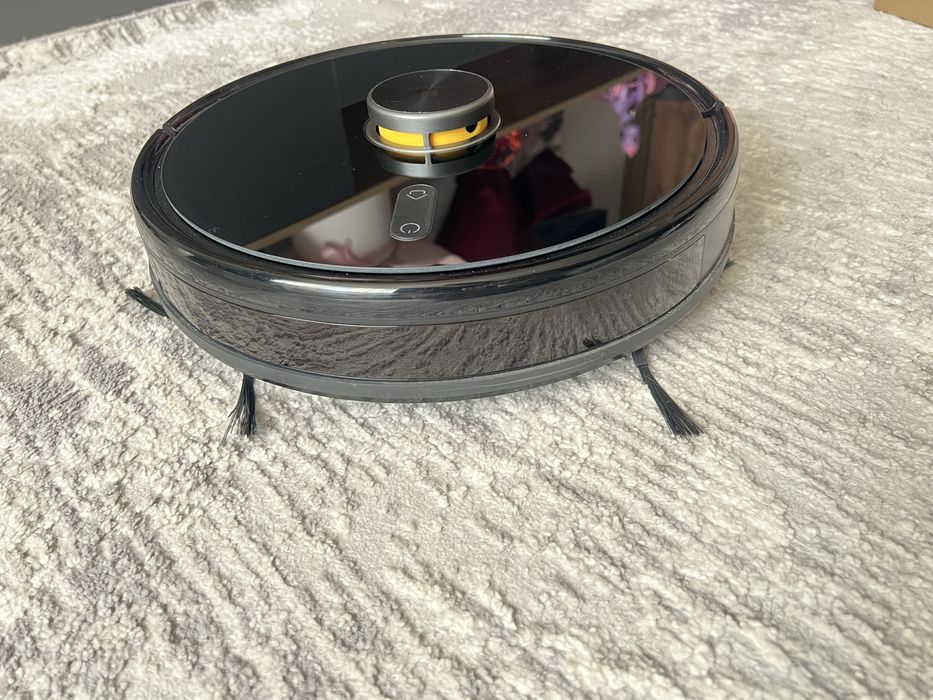 Продам робот пылесос Realme techlife robot vacuum