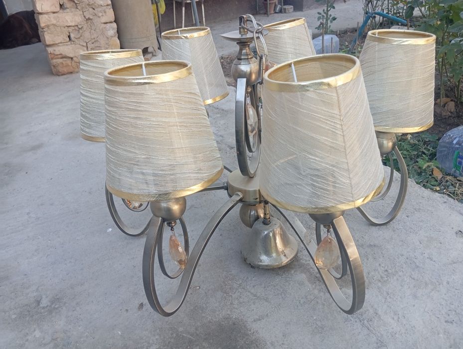 Люстра хорошего качества