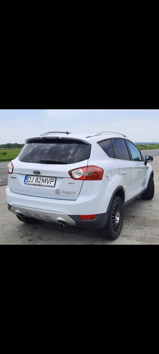 Ford Kuga  2010 Titanium 2.5T, 200cp, automat 4x4 
Motor  2.5T, 200 c