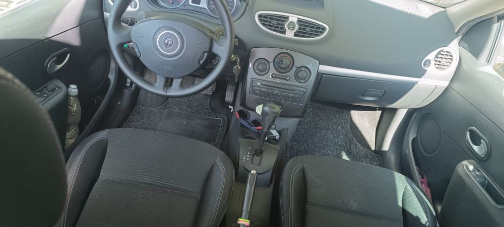 Renault clio automat 2012 euro5 1.6 benzina