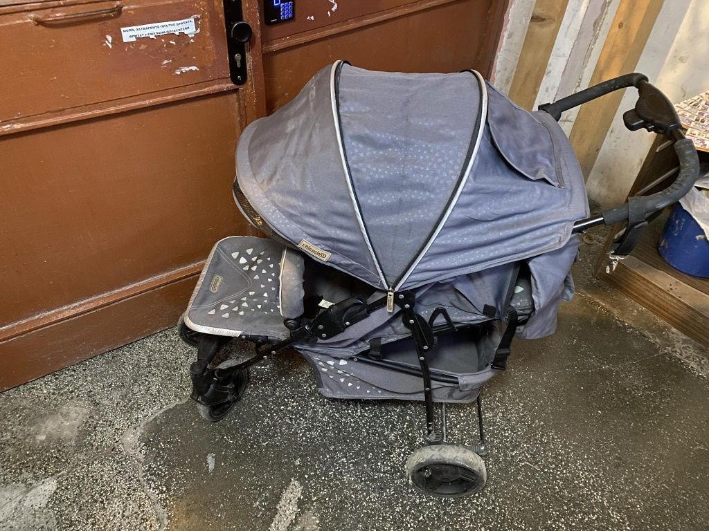 Бебешка   количка