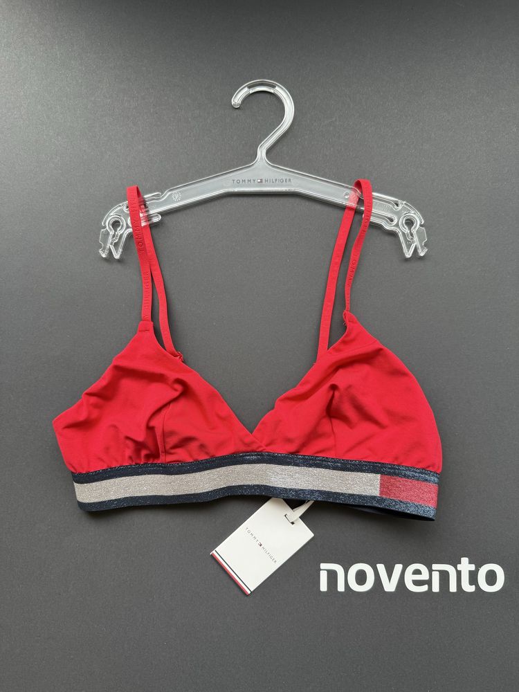 Сутиен с меки, триъгълни чашки Tommy Hilfiger /S, M, L/