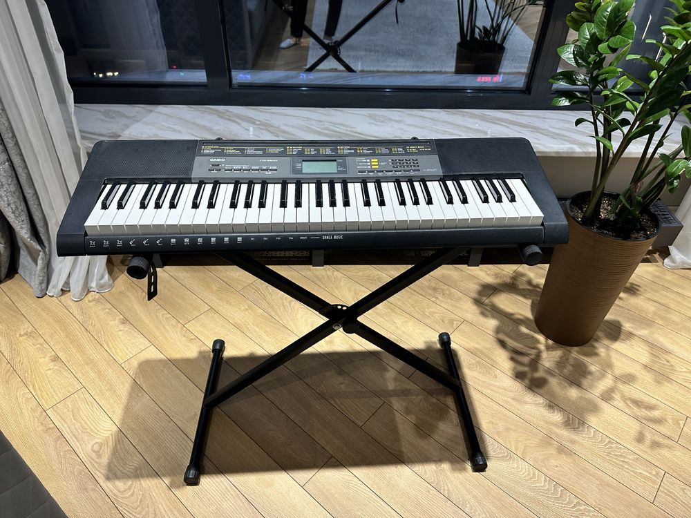 Синтезатор Casio CTK-2500