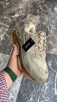 Balenciaga Triple S Premium