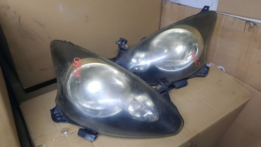 Toyota Aygo - оригинален фар Valeo