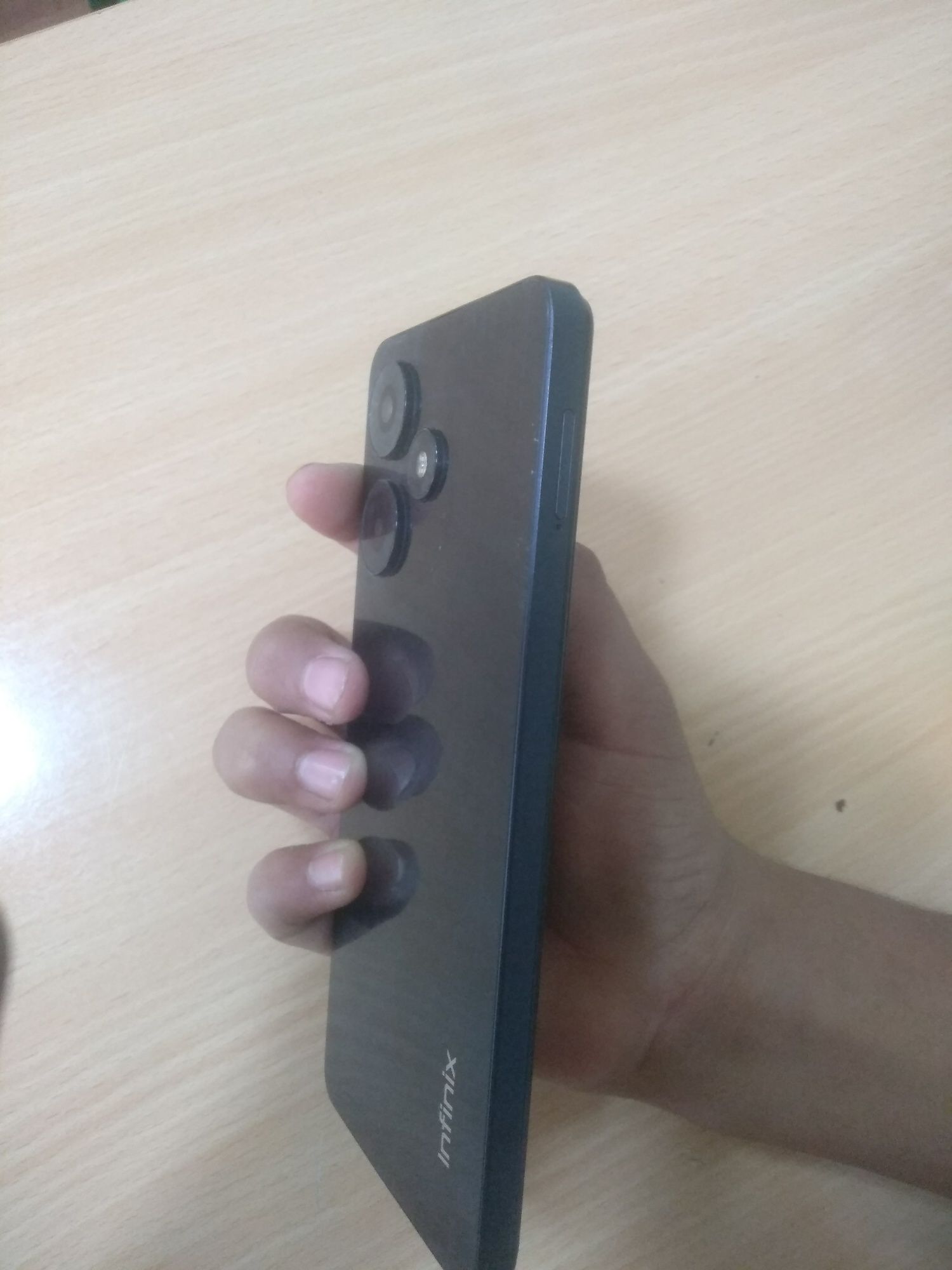Infinix hot 30 4 oylik telefon