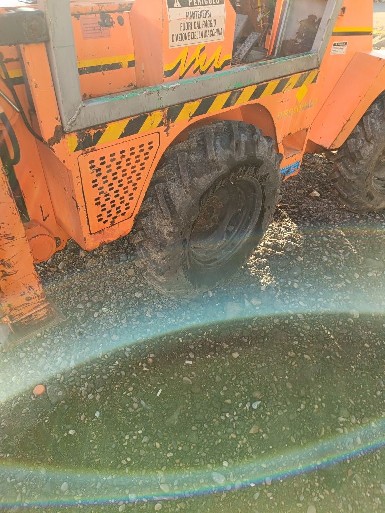 Euromach 340 minibuldoexcavator schimb și cu alte utilaje