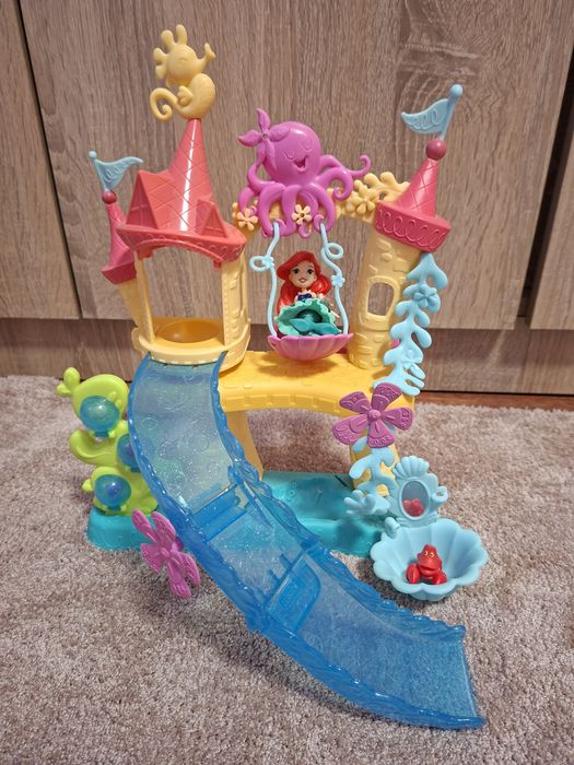 Комплект Disney Princess, Замъка на Ариел