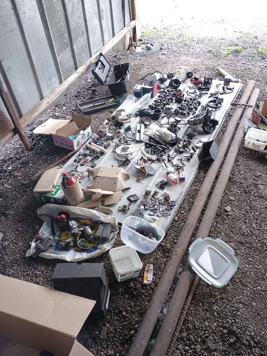 Стартер,Мех.инжекцион, жаба,бубина,нивомер гориво, и др. Mercedes W124