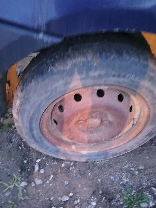 Se vinde pentru dezmembrari dacia logan 1