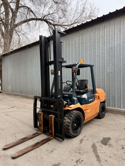Вилочный Погрузчик Тойота Toyota 7FG35