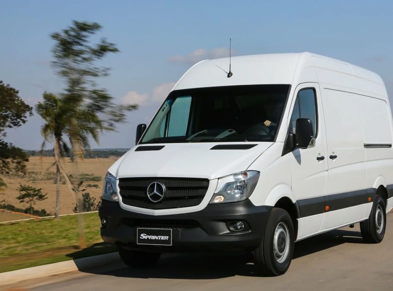 Грузоперевозки Mersedes Sprinter
