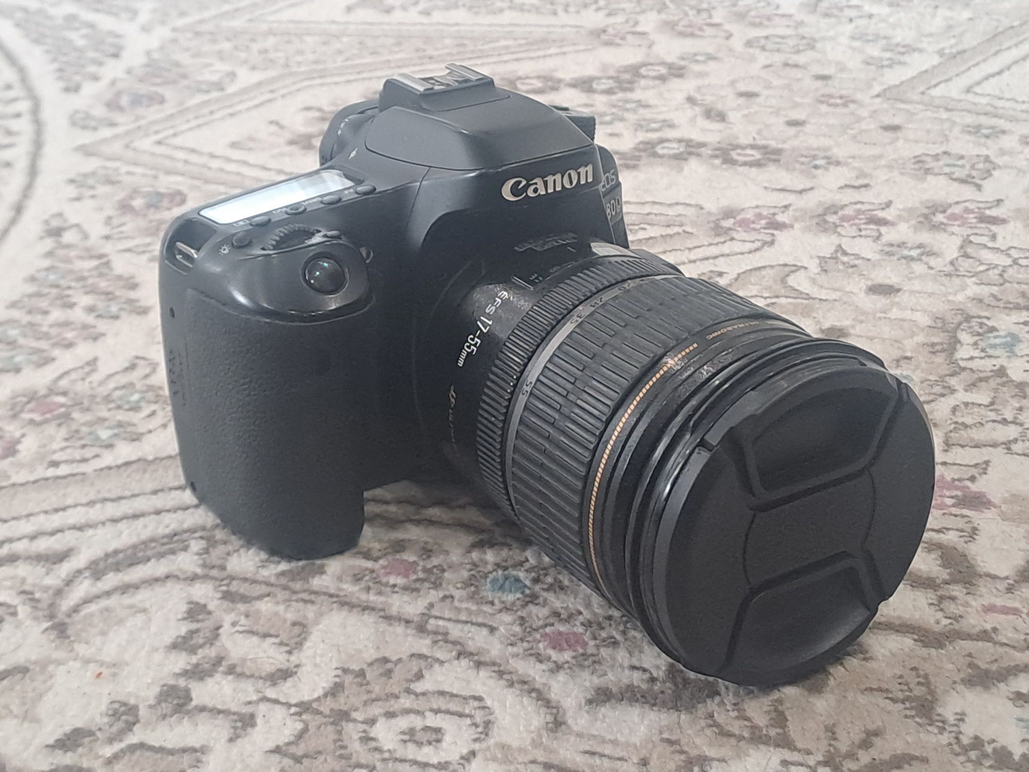 Продам Canon 80D 17-55mm f/2.8 с ПОДАРКАМИ