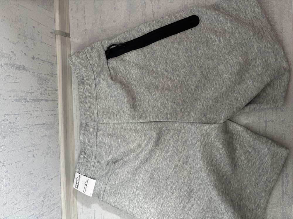 Tech fleece къси гащи