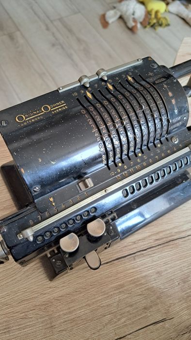 Mașini de calcul vechi Suedeze Odhner/Multo