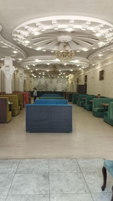 На Чилонзаре напротив базара Катортол задаётся в аренду кафе