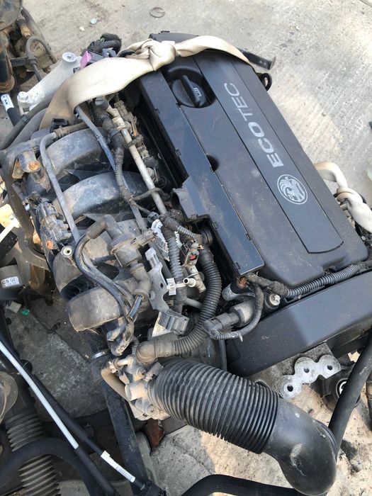 motor opel insignia benzina 1.8