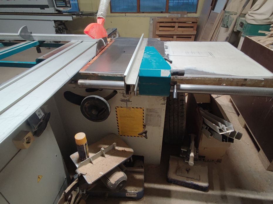 Форматен циркуляр с подрезвач