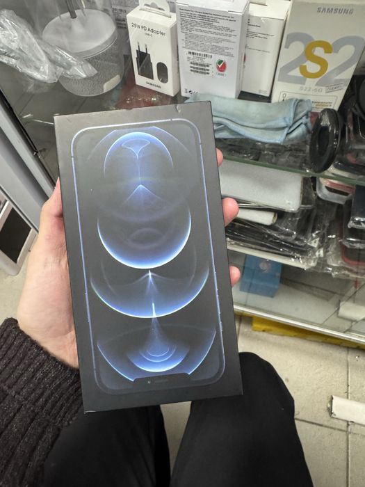 Айфон 12 про макс