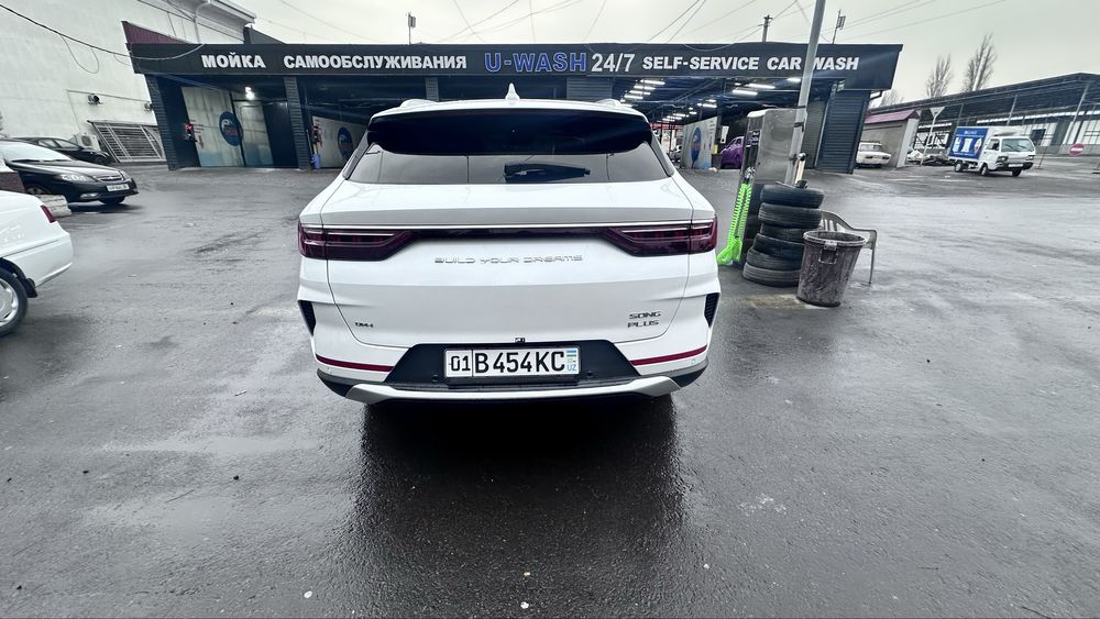 BYD Song plus gibrid EV