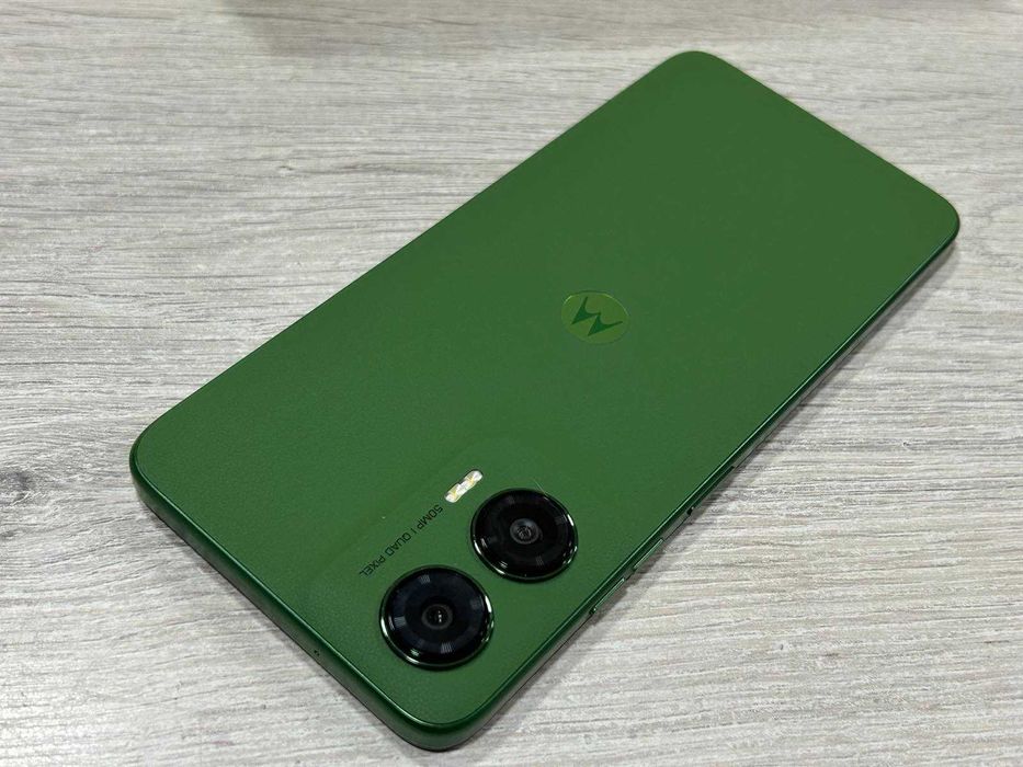 Motorola  G35 5G 256GB 4GB+4 GB RAM Dual