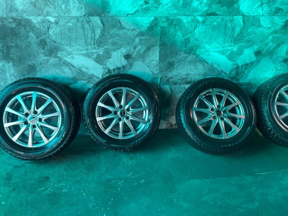 215/65/R16 балон титанкамен бірге сатылады