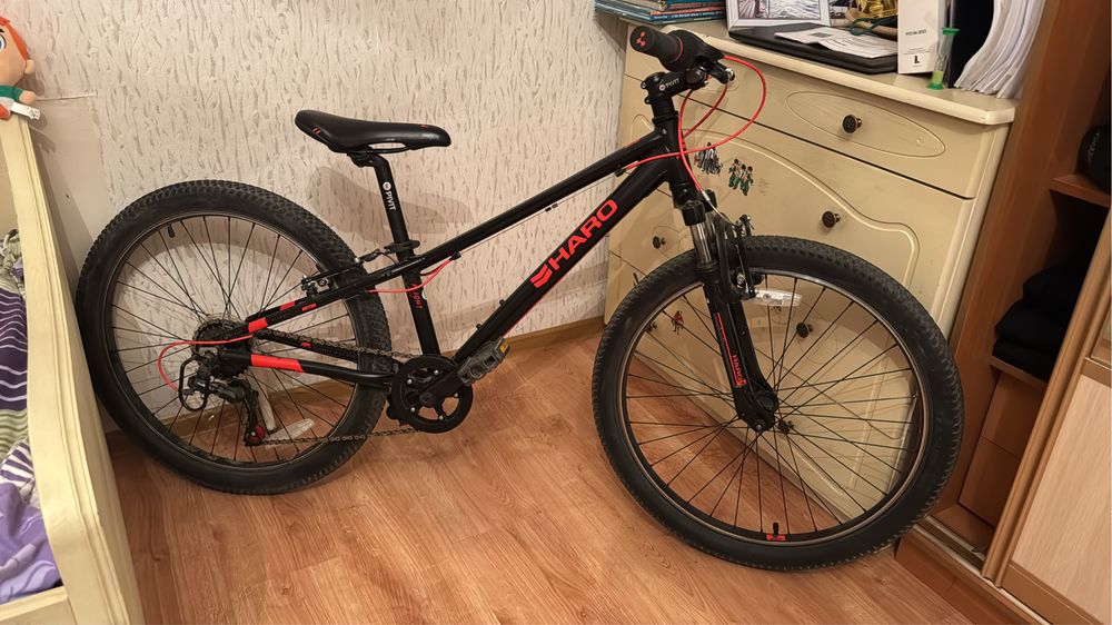 Haro Flightline 2021 , колёса 24 дюйма, рама 11 дюймов.