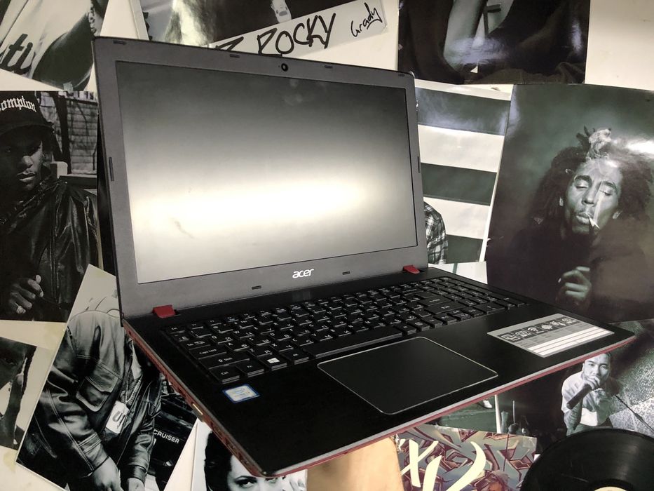 Ноутбук Acer Aspire E-576g