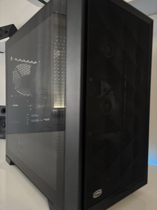 Se vinde pc de gaming i5 11400f | RX 6600