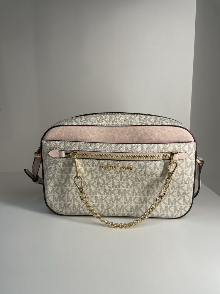 Michael Kors чанта