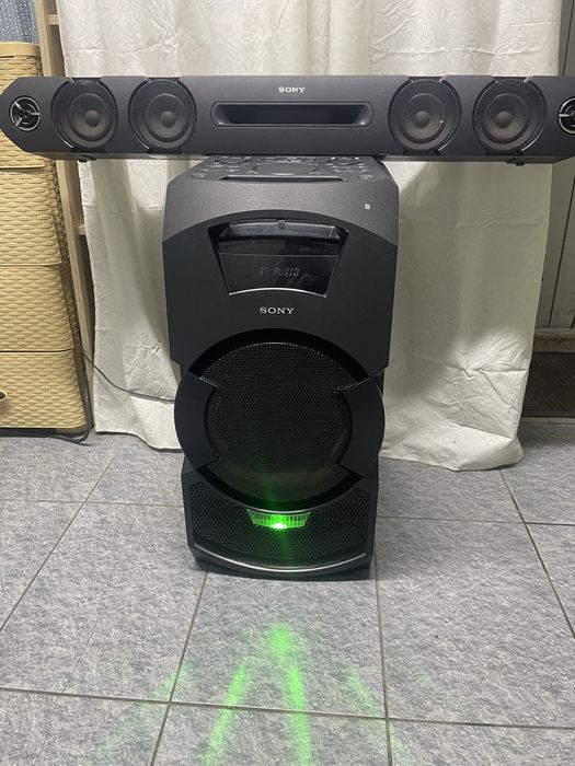 Продам музыкальный центр SONY