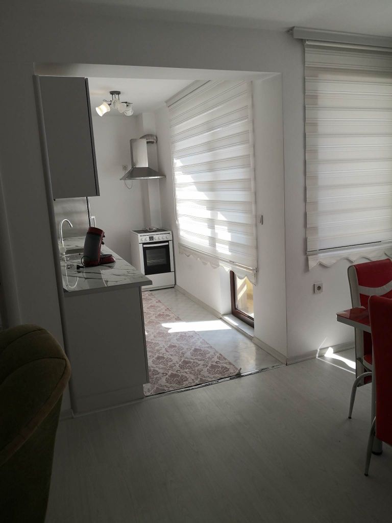 Дава се под наем Тристаен апартамент в Хасково, Бадема - 100 кв.м за 280.5 € - Снимка #16