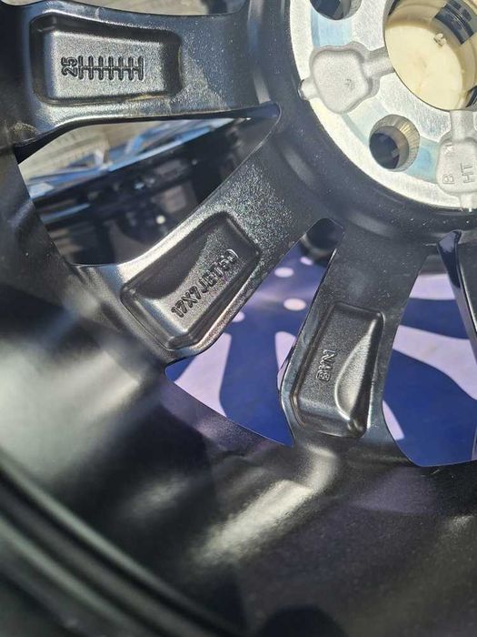 Jante Toyota Yaris Cross 7.0x17 et 50 5x114,3