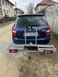 Suport pentru doua biciclete pe carligul auto