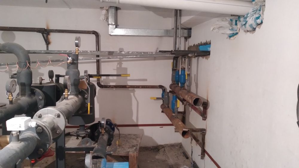 Выполняим сварочныи роботы мастер тепло трасы