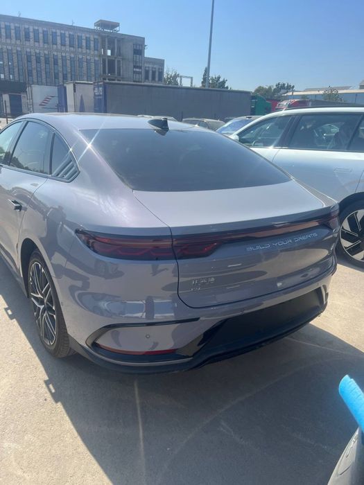 BYD Han L 701km Premium