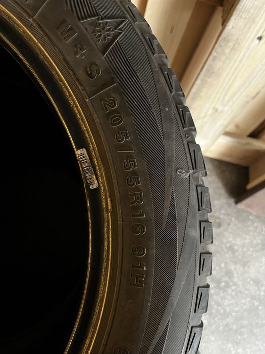 Set 4 anvelope iarnă Nordexx 205/55 R16 91H M+S – stare foarte bună