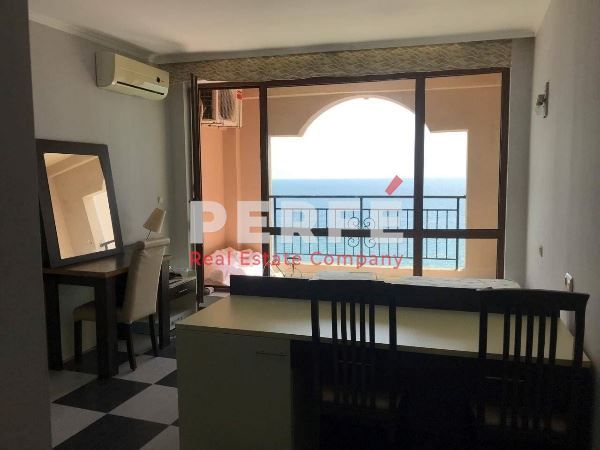 Продава се Едностаен апартамент в Свети Влас - 40 кв.м за 1500 €/кв.м - Снимка #2